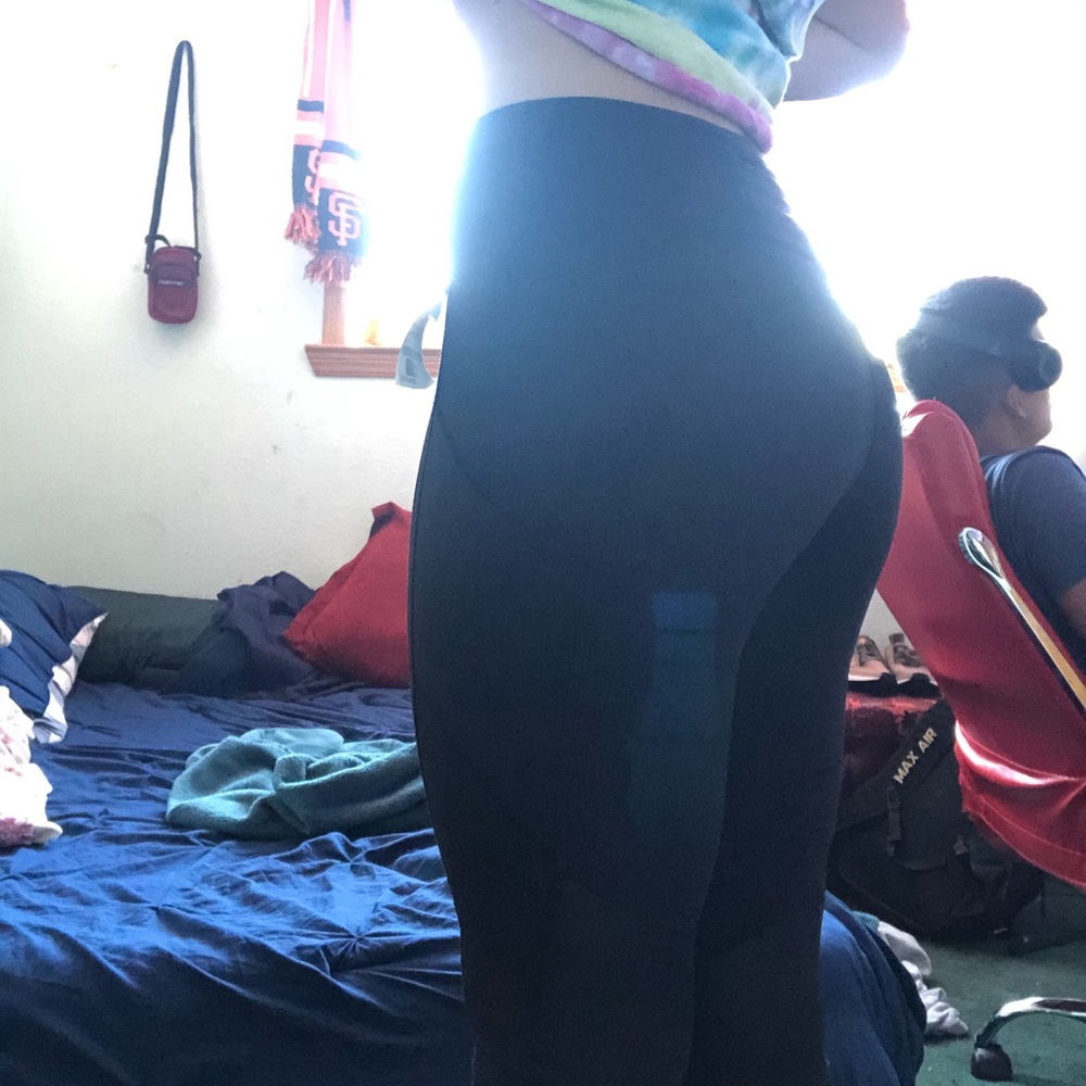 lululemon leggings size 6